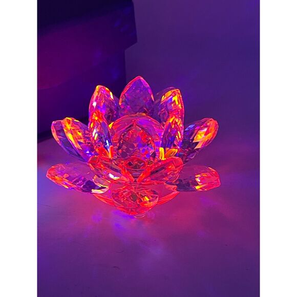 Vintage Crystal Lotus Flower Pink Decoration Paperweight Centerpiece ~Glows~ NOS - Picture 5 of 8